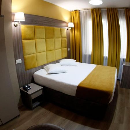Hotel Midi-Zuid Saint-Gilles Luaran gambar