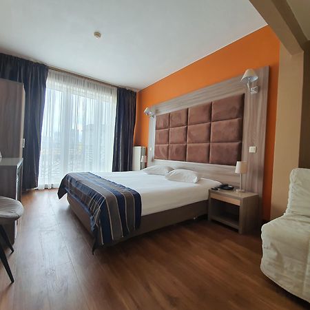 Hotel Midi-Zuid Saint-Gilles Luaran gambar
