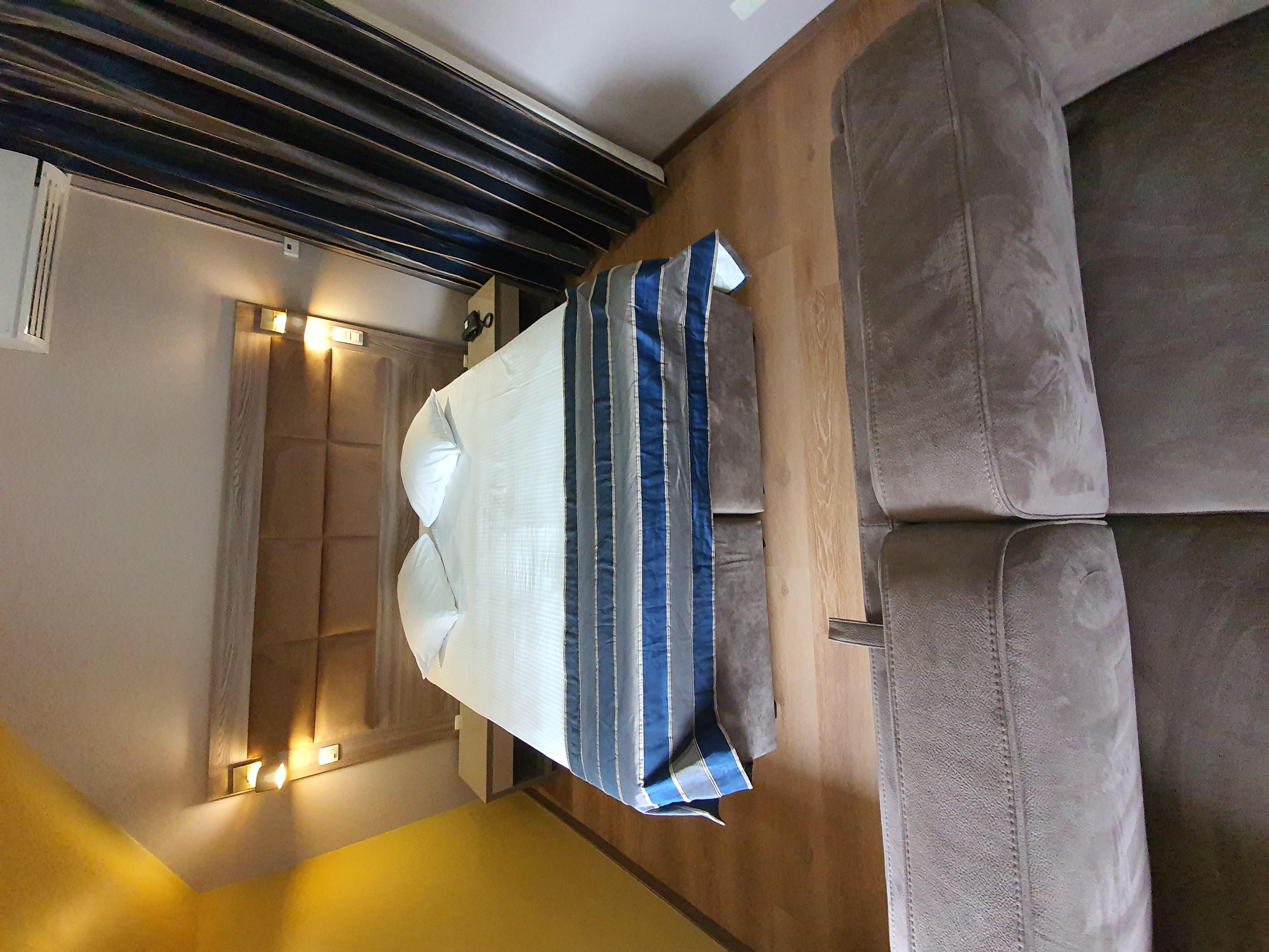 Hotel Midi-Zuid Saint-Gilles Luaran gambar