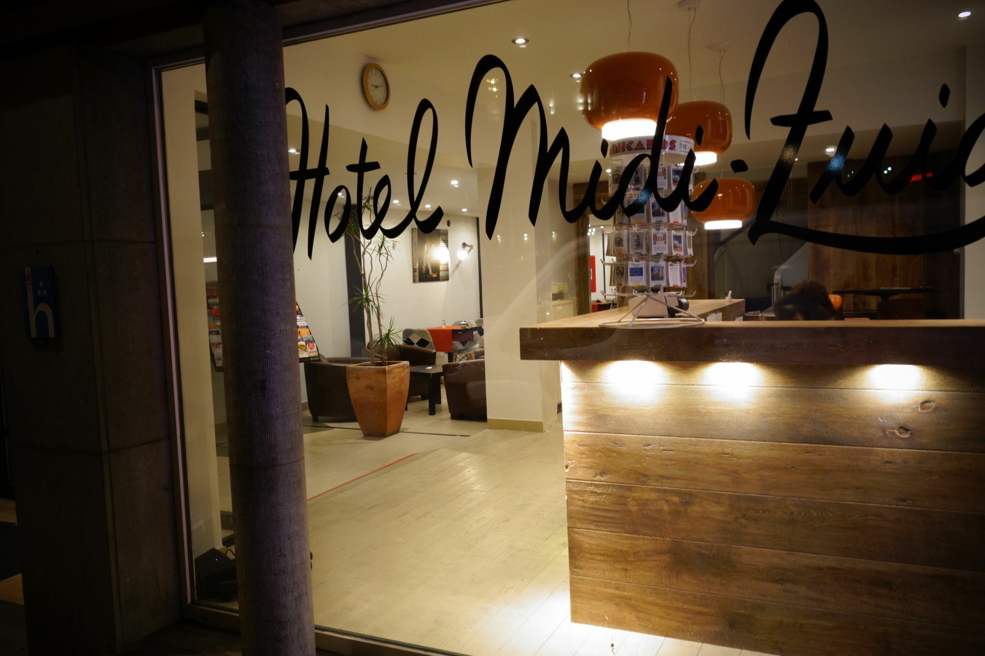 Hotel Midi-Zuid Saint-Gilles Luaran gambar